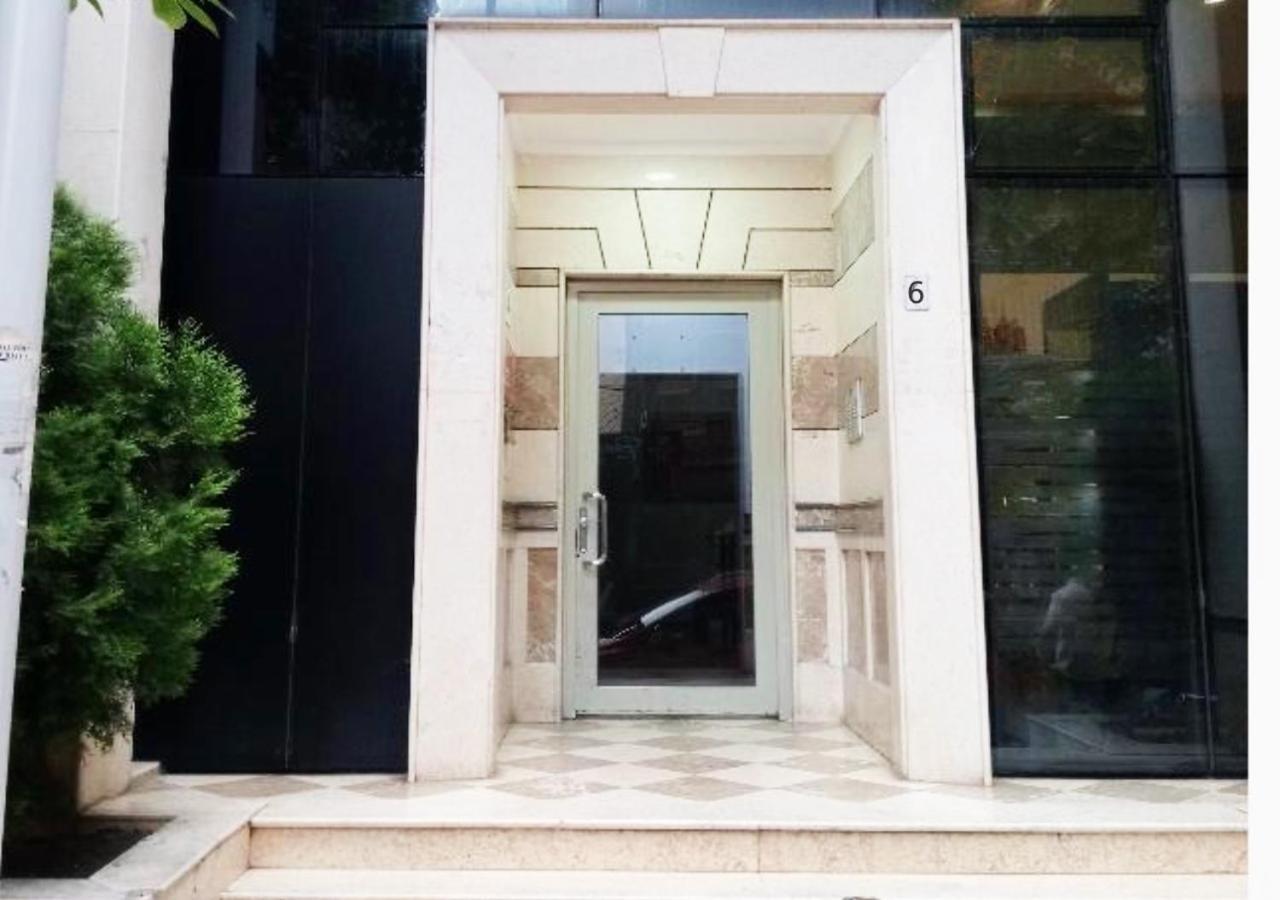 City Center Apartment Galeria Тирана Екстер'єр фото