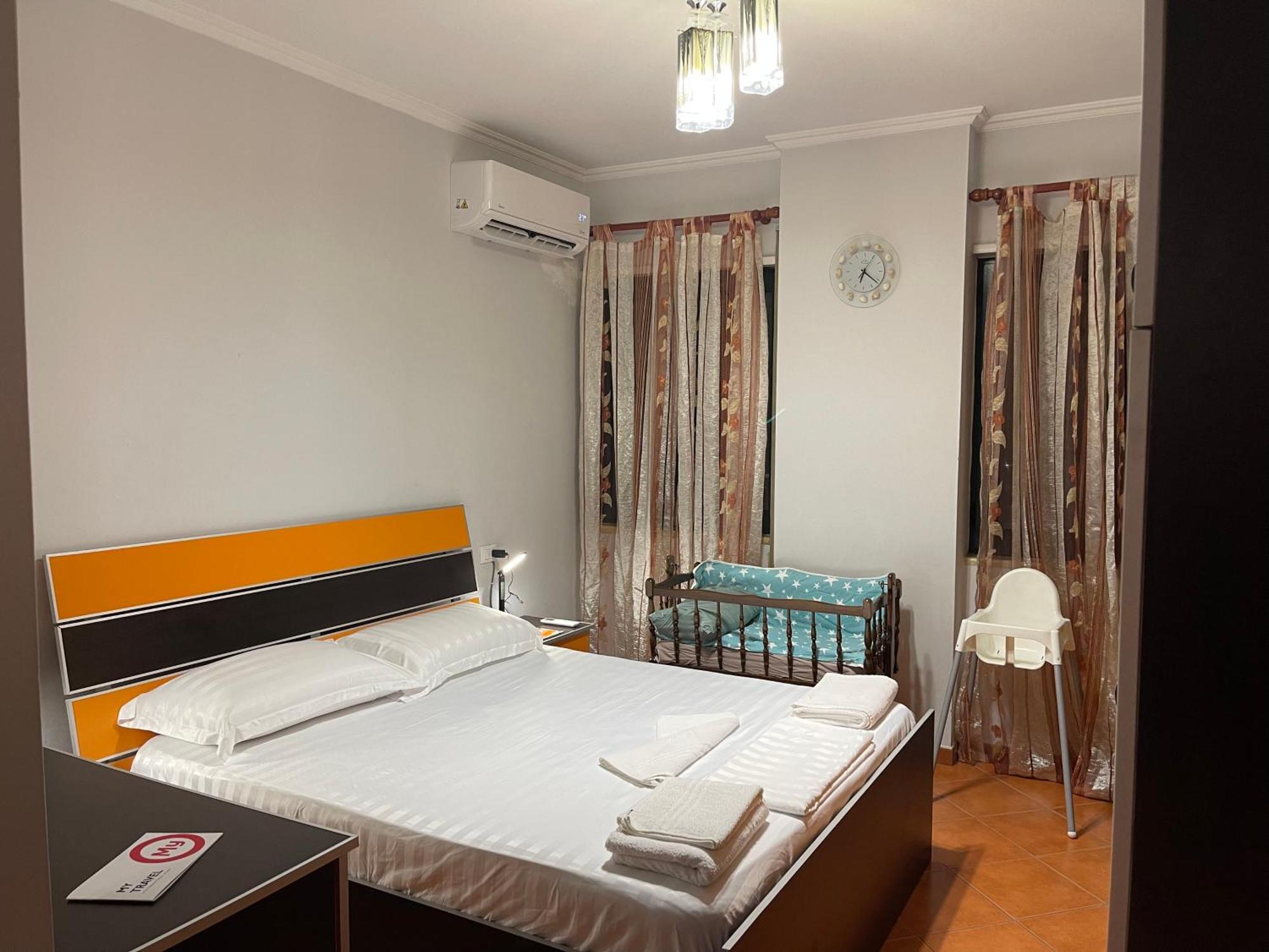 City Center Apartment Galeria Тирана Екстер'єр фото